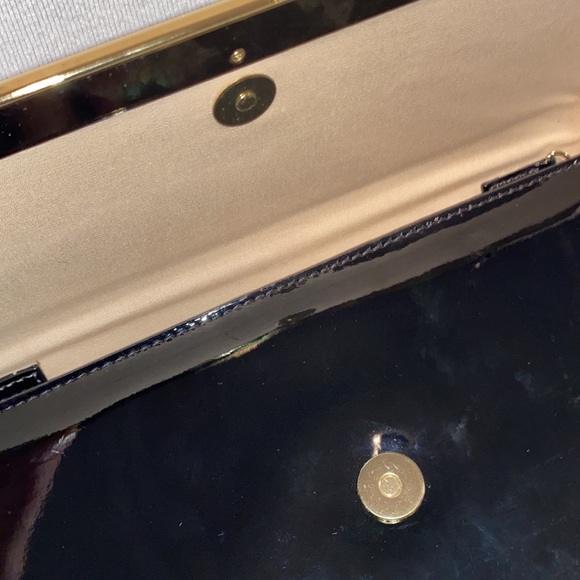 Steve Madden women’s black and gold shoulder bag - Picture 7 of 10